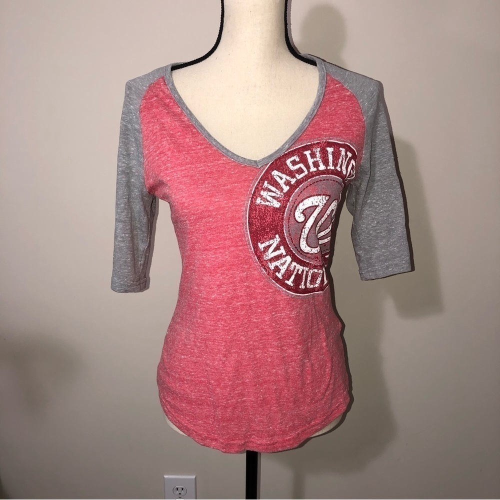 Washington Nationals Size M Slub Knit Top Red Gray Raglan Sleeves Womens Shirt